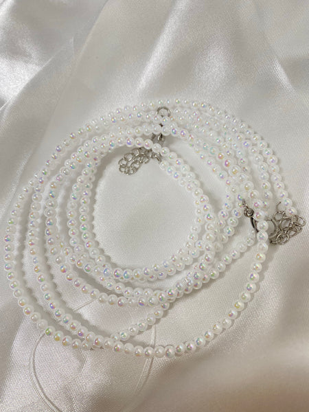 Iridescent White Pearls